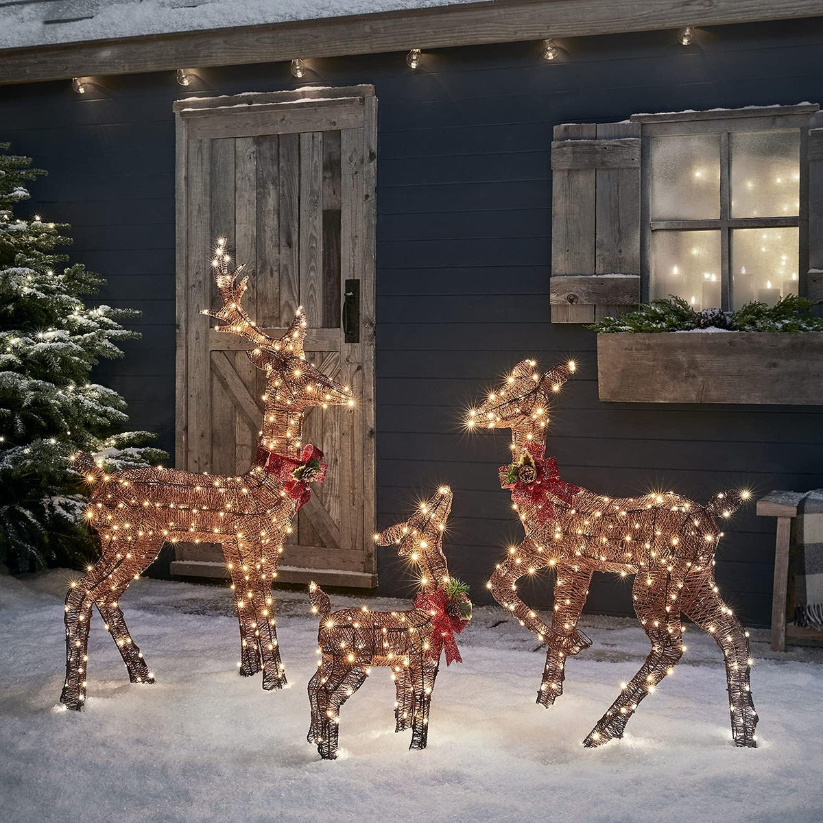 Lights4fun Außen & Innen, Braun, e Harewood Rentier Familie LED Rentiere mit Timer